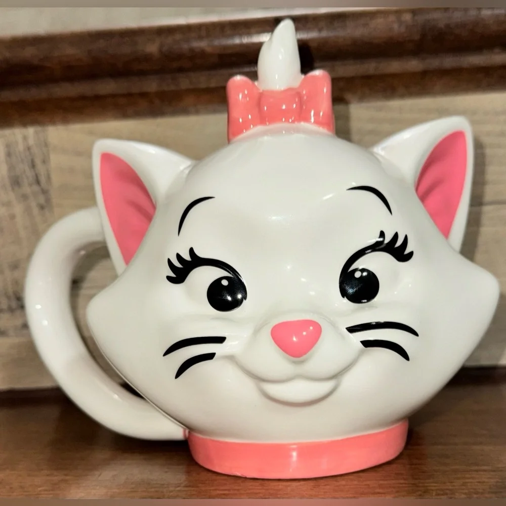 Super Cute 🥰 Disney Aristocats Marie 🐈 Face Ceramic 3D Sculpted 21oz Mug - NEW - Picture 3 of 11